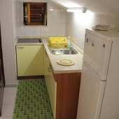 apartmaji-irena-otok-krk-kuhinja
