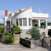 apartmaji-irena-otok-krk