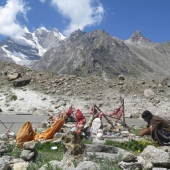 Sveti kraj s čudovito kuliso posvečen hindujskim bogovom