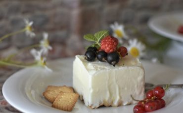 jogurtovo pecivo s češnjami